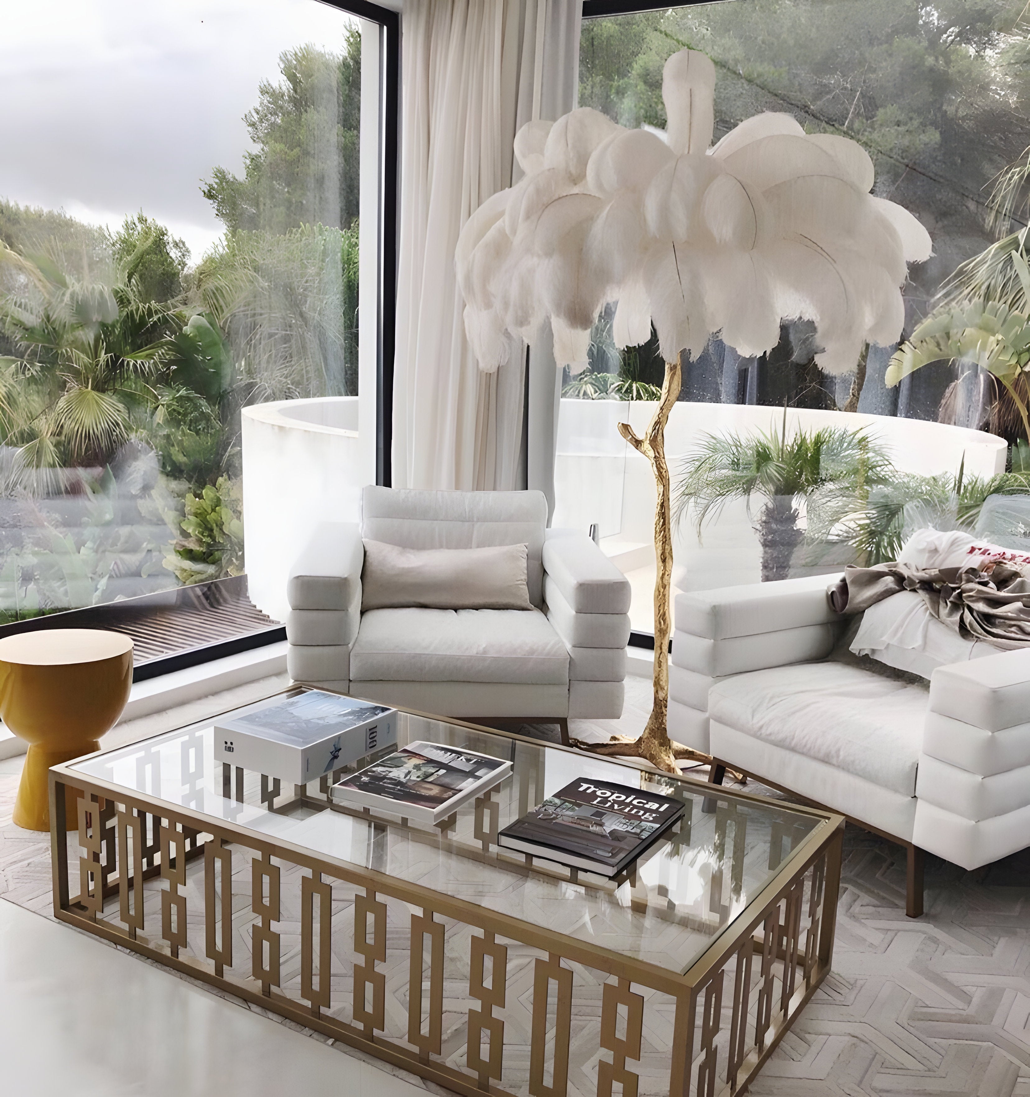 Ostrich Feather Brass Floor Lamp - NexioPick