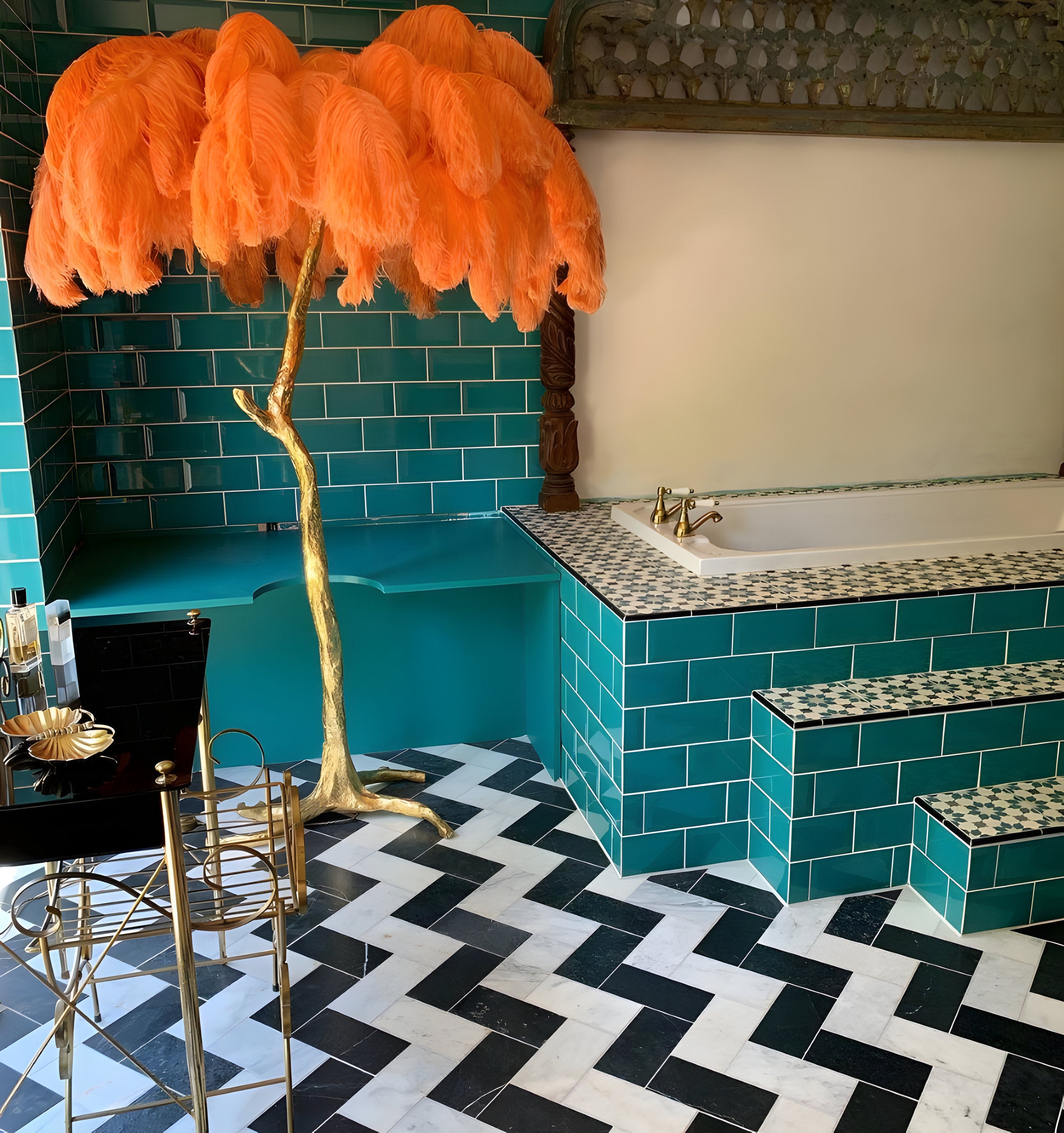 Ostrich Feather Brass Floor Lamp - NexioPick