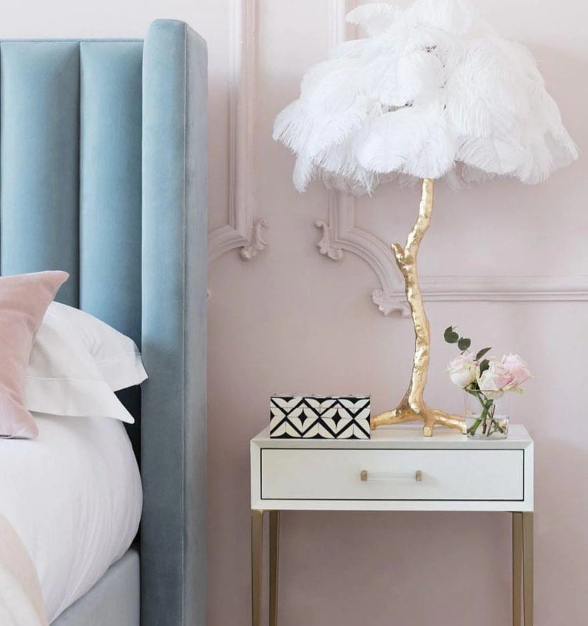 Ostrich Feather Table Lamp - NexioPick