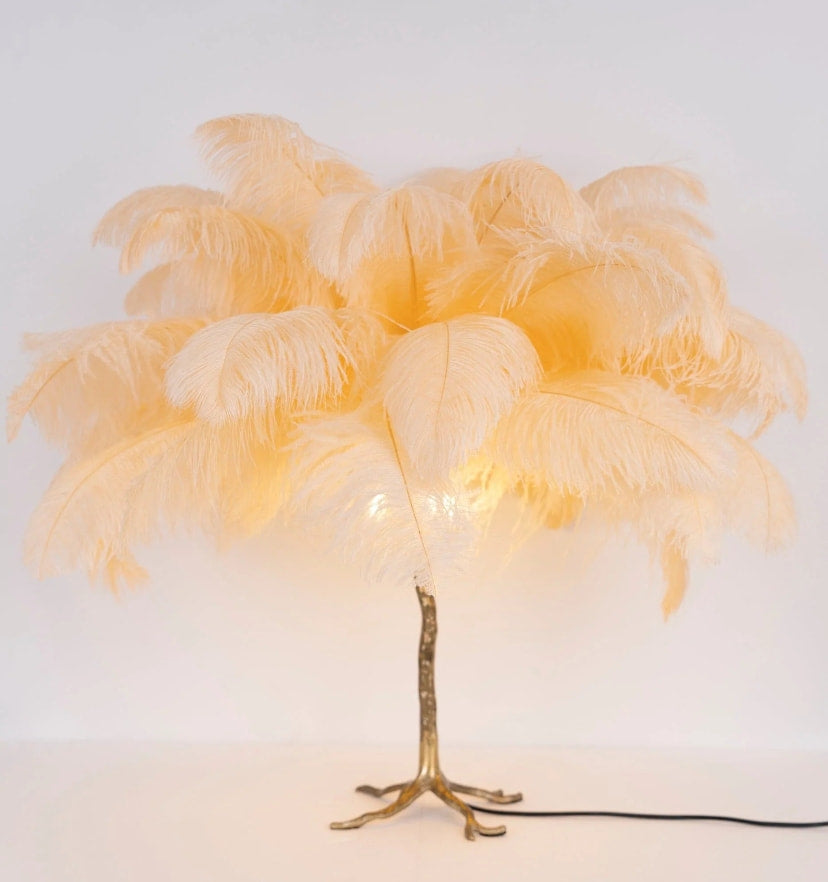 Ostrich Feather Table Lamp - NexioPick