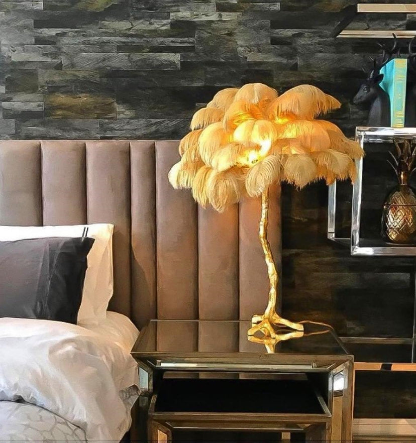 Ostrich Feather Table Lamp - NexioPick