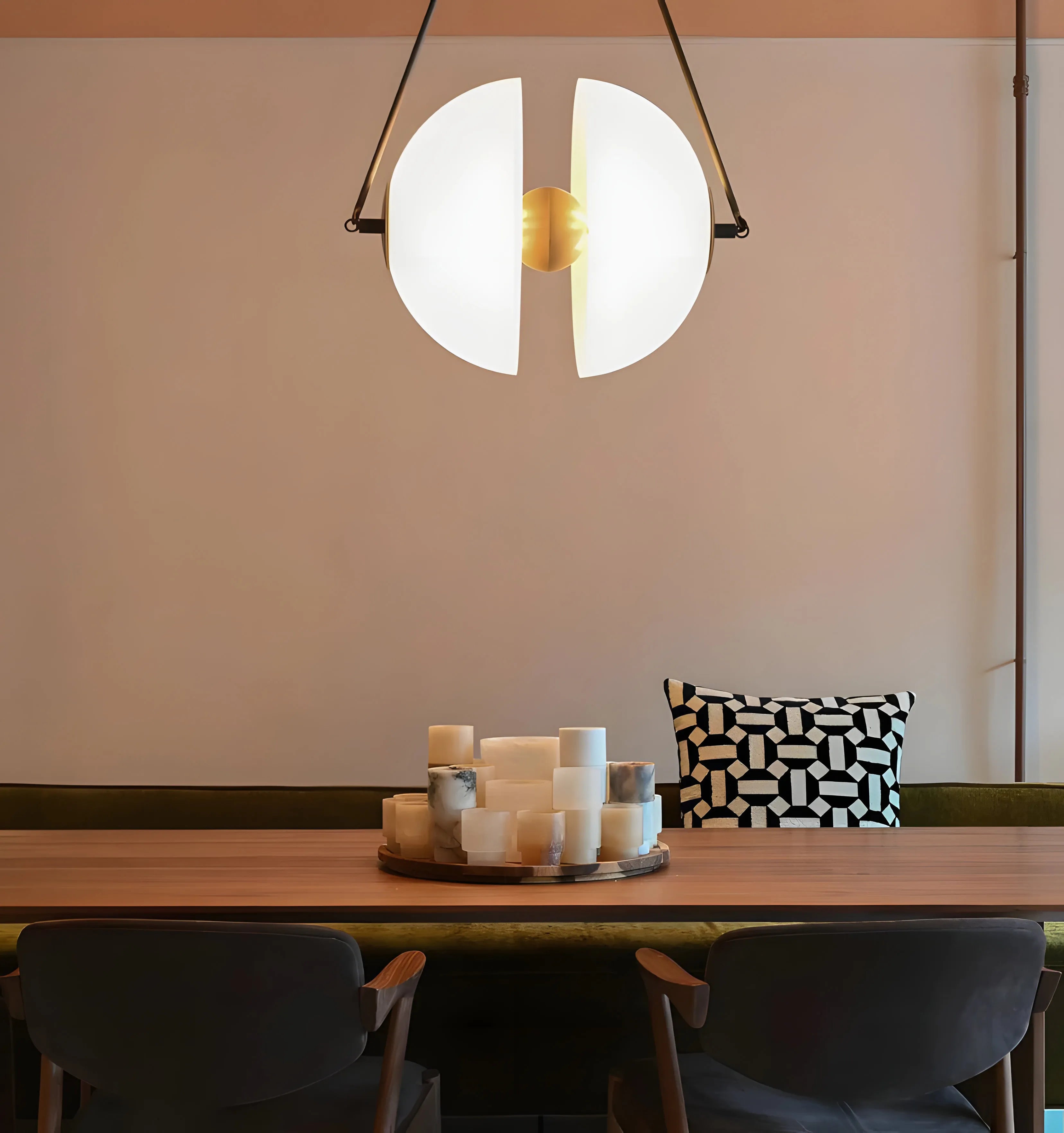 Oyster Glass Pendant Lamp - NexioPick