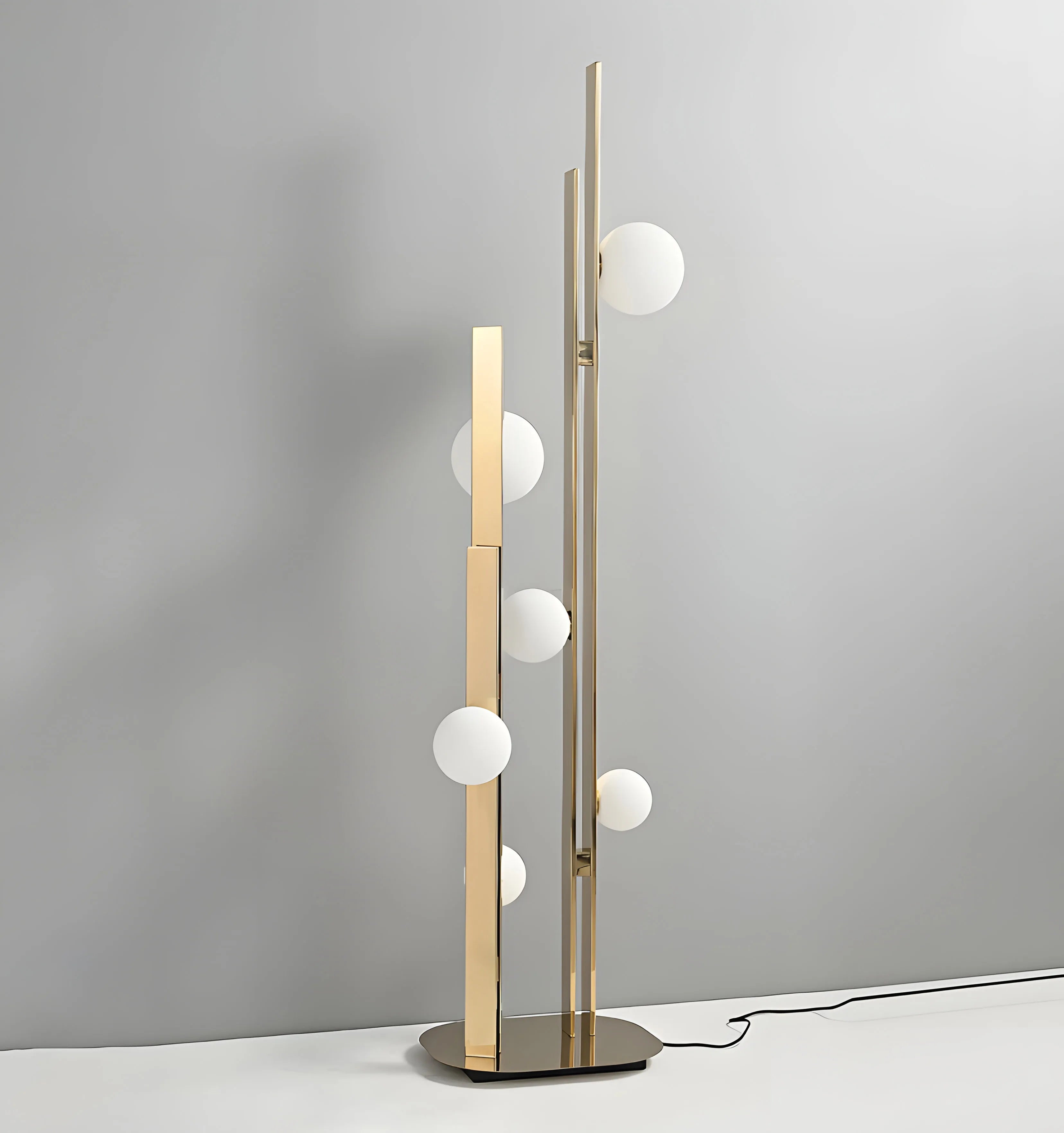 Pascal Floor Lamp - NexioPick