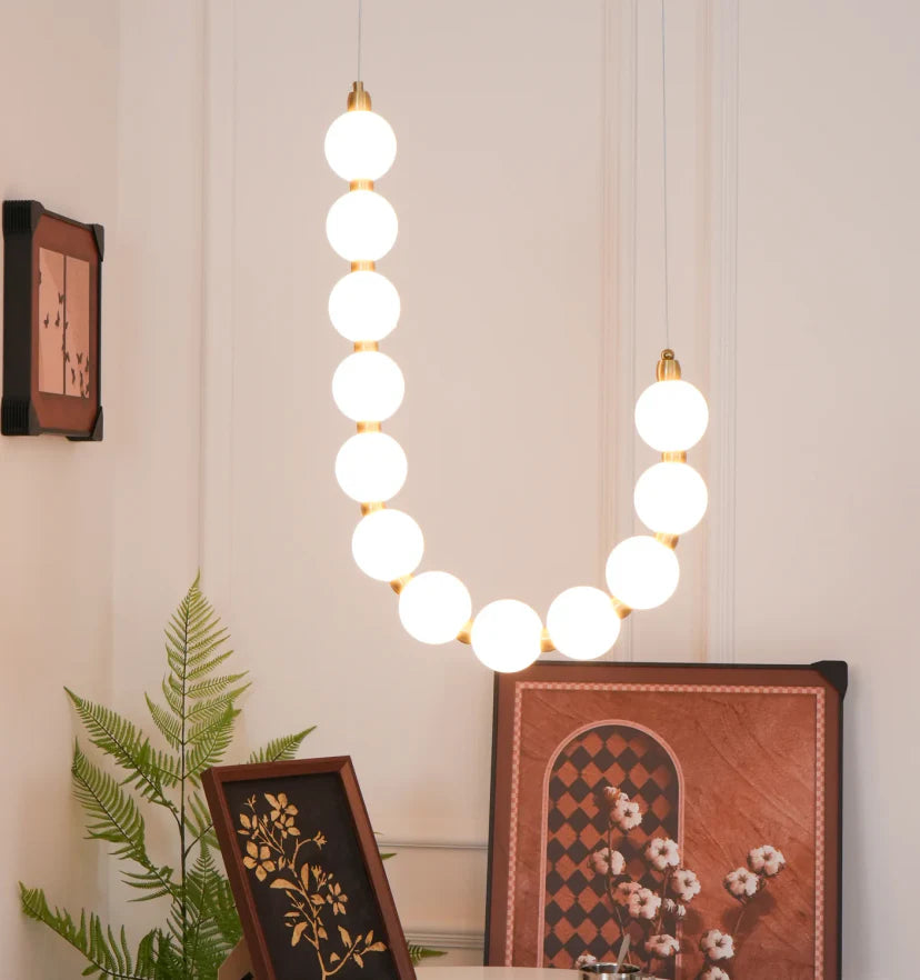 Pearl Necklace Chandelier - NexioPick