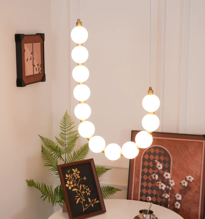 Pearl Necklace Chandelier - NexioPick