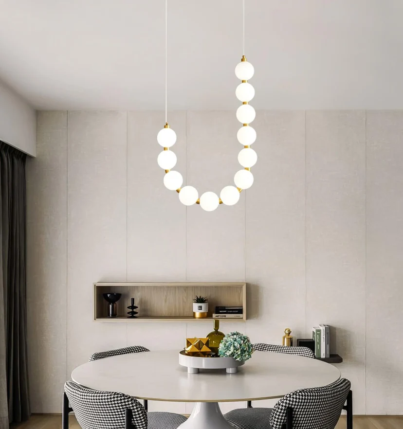 Pearl Necklace Chandelier - NexioPick