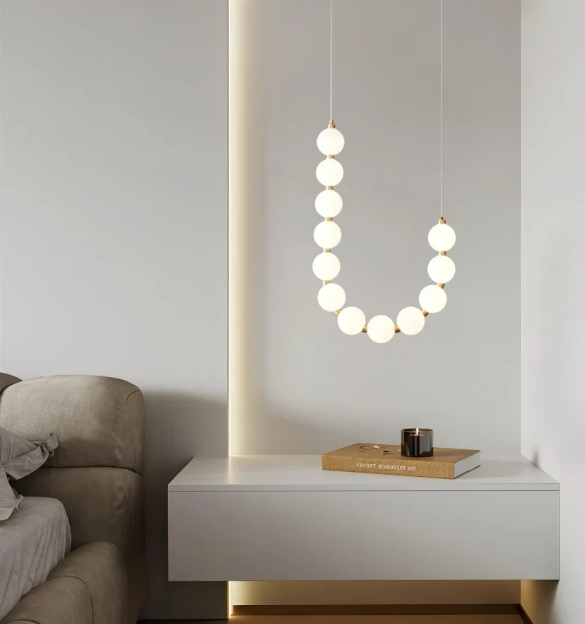 Pearl Necklace Chandelier - NexioPick