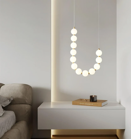 Pearl Necklace Chandelier - NexioPick