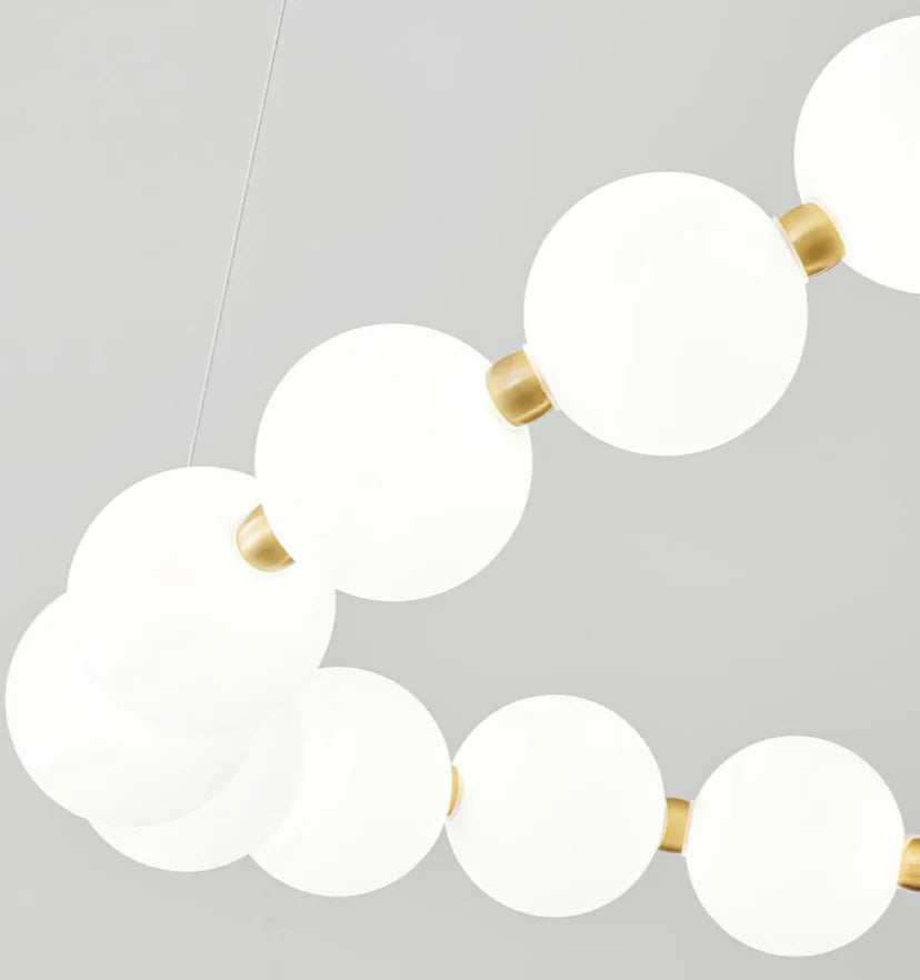 Pearl Necklace Chandelier - NexioPick