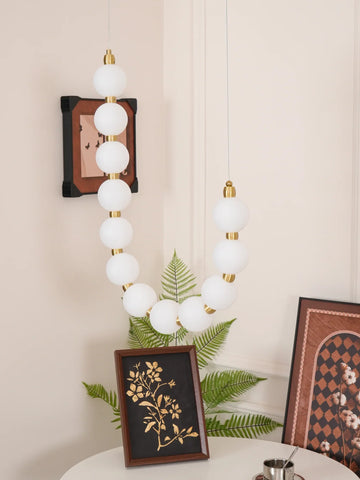 Pearl Necklace Chandelier - NexioPick