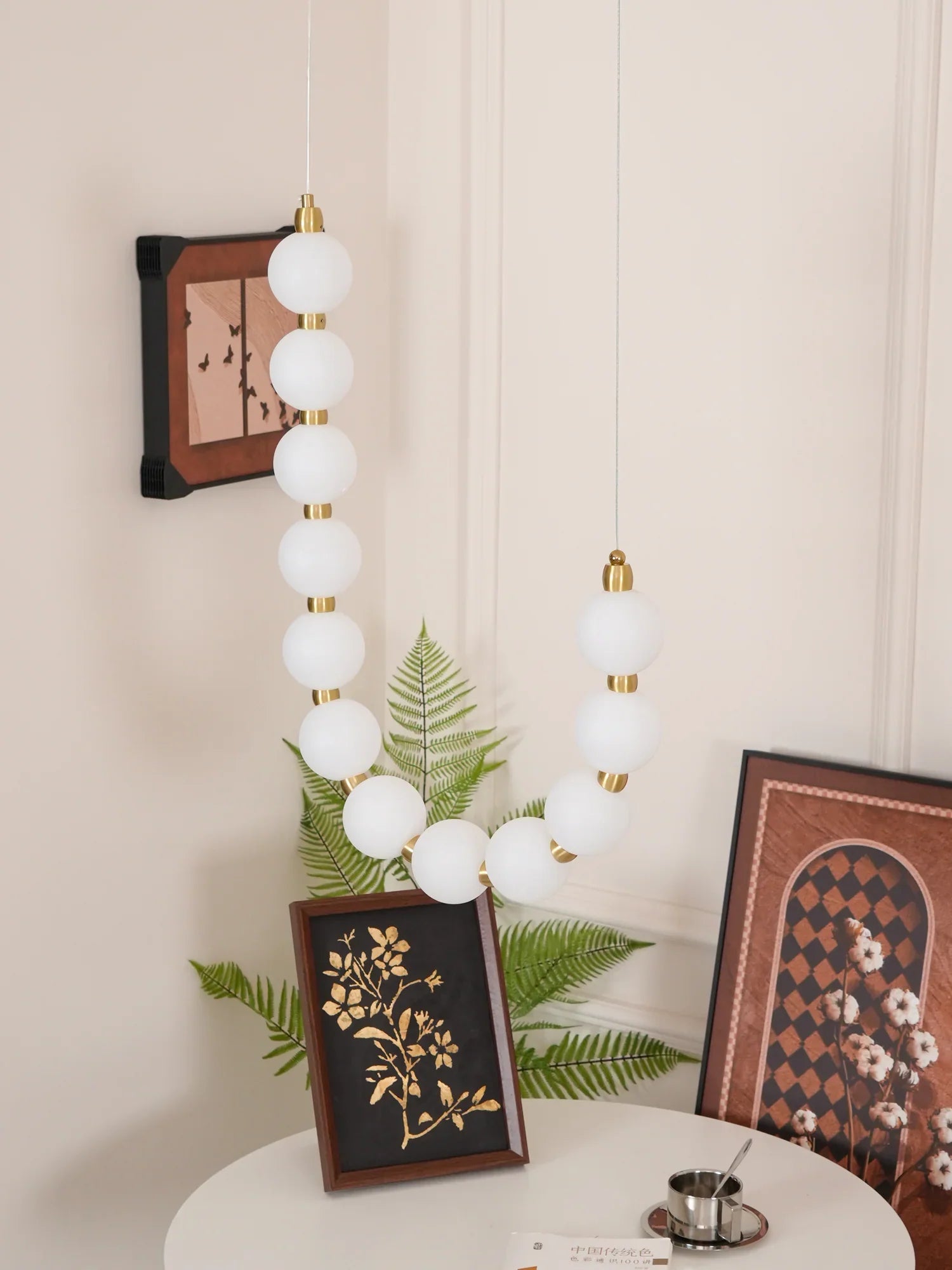 Pearl Necklace Chandelier - NexioPick