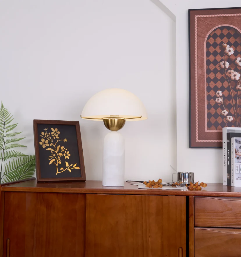 Peono Alabaster Table Lamp - NexioPick