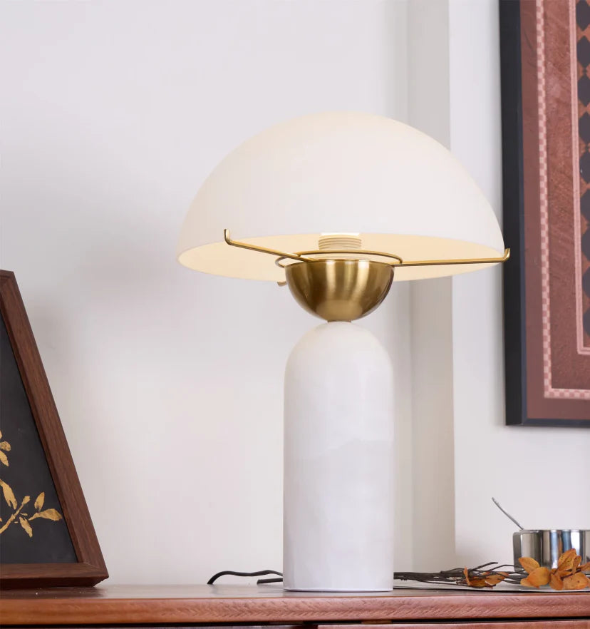 Peono Alabaster Table Lamp - NexioPick