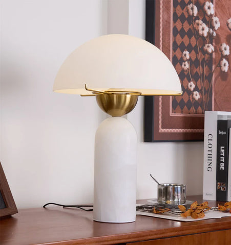 Peono Alabaster Table Lamp - NexioPick