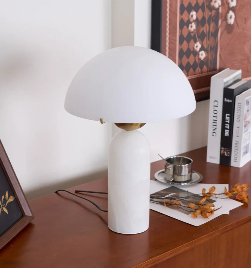 Peono Alabaster Table Lamp - NexioPick