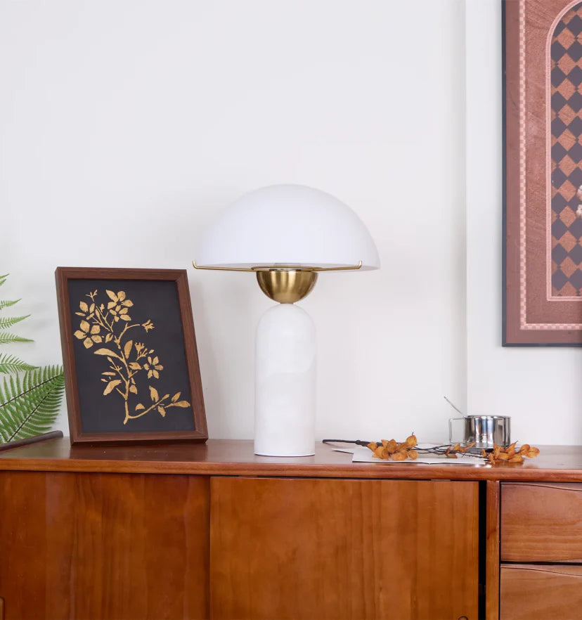 Peono Alabaster Table Lamp - NexioPick
