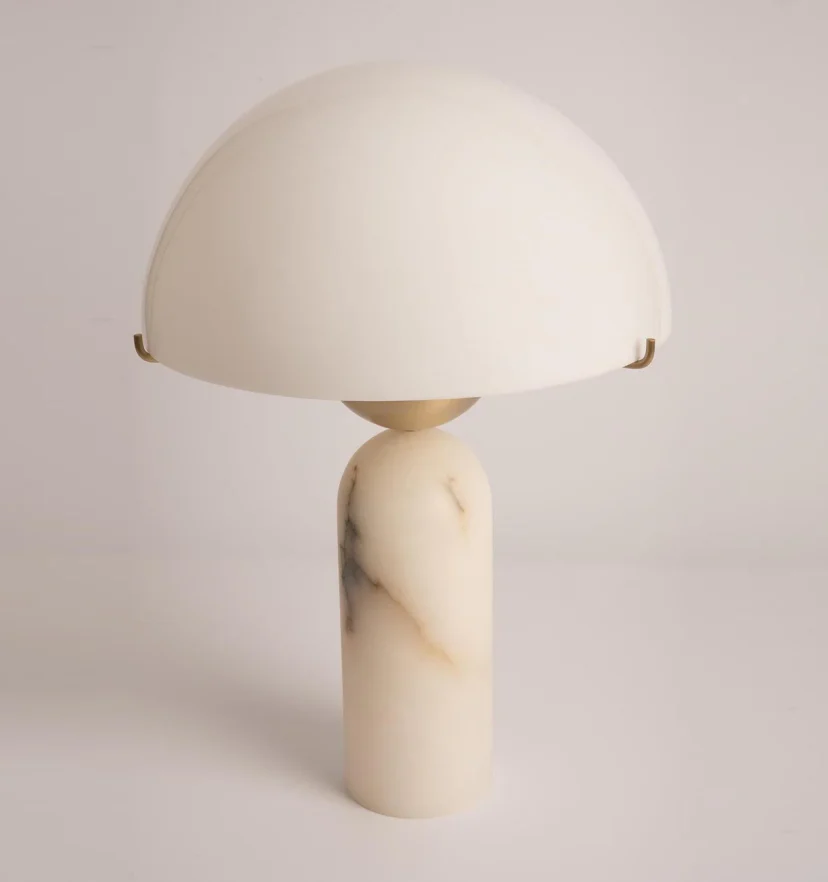 Peono Alabaster Table Lamp - NexioPick
