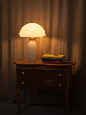 Peono Alabaster Table Lamp - NexioPick