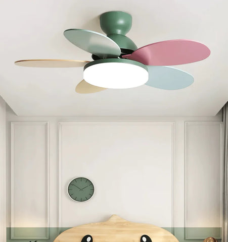 Petalo Ceiling Fan Light - NexioPick