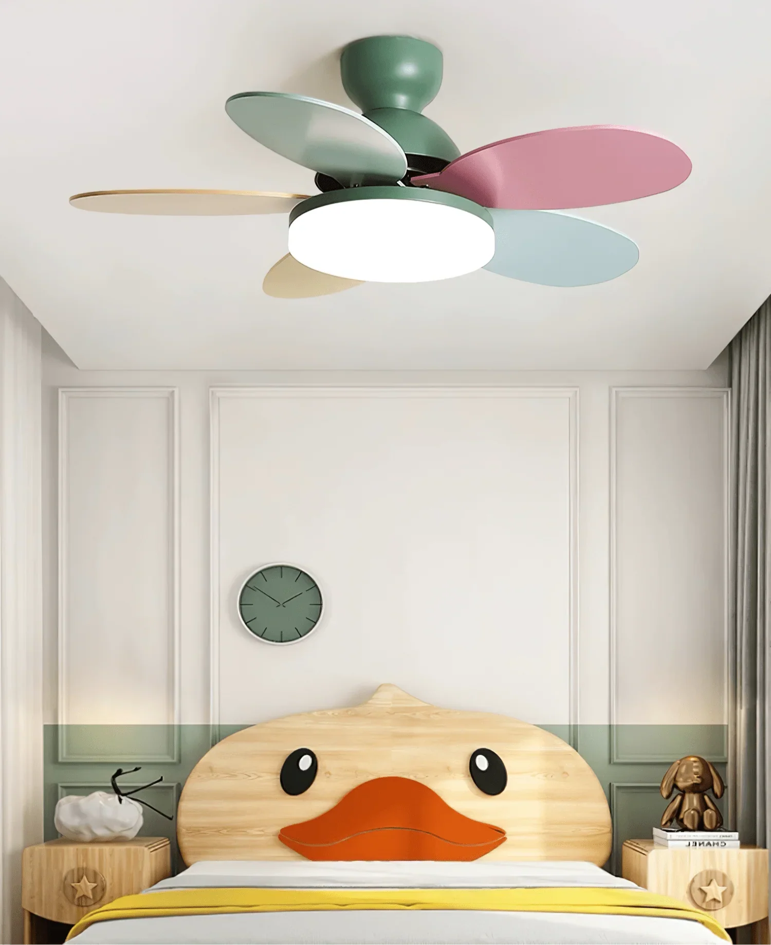 Petalo Ceiling Fan Light - NexioPick