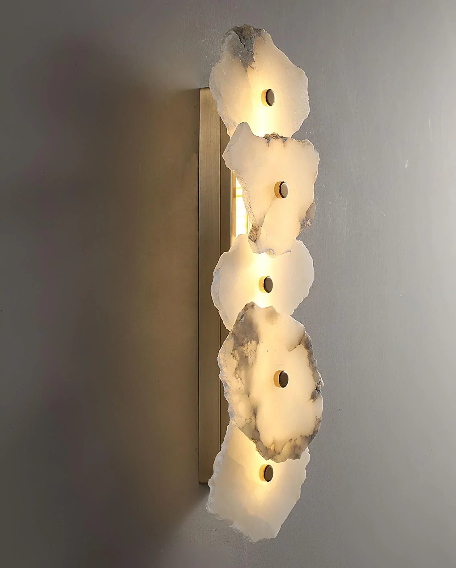 Petra Alabaster Wall Lamp - NexioPick