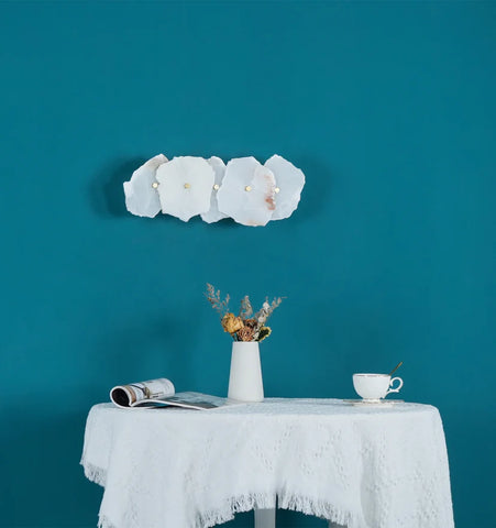 Petra Alabaster Wall Lamp - NexioPick