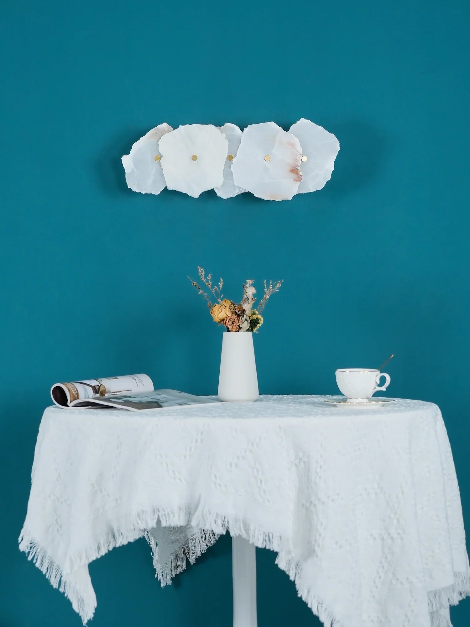 Petra Alabaster Wall Lamp - NexioPick