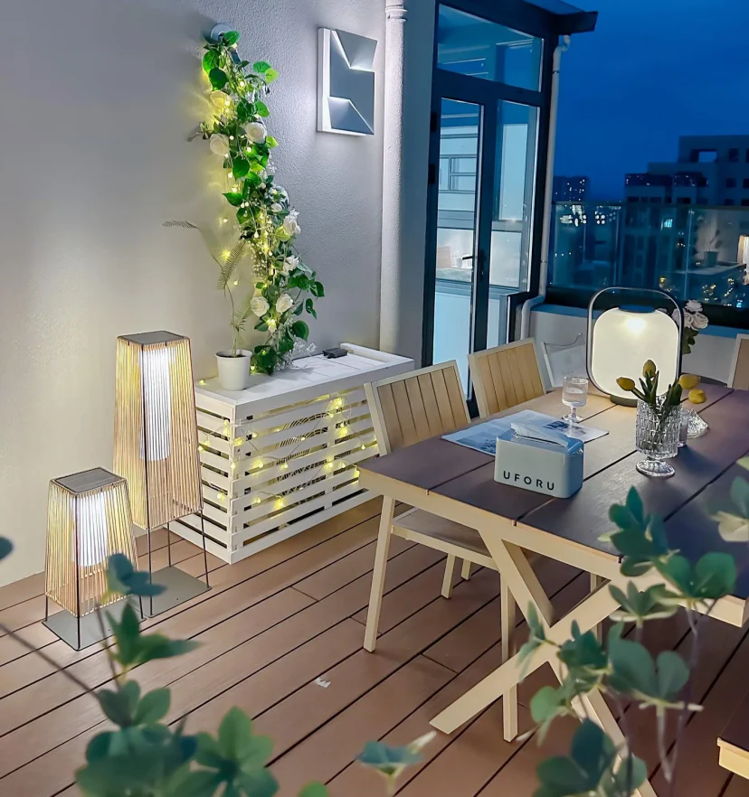 Plastic Rattan Outdoor Post Light - NexioPick