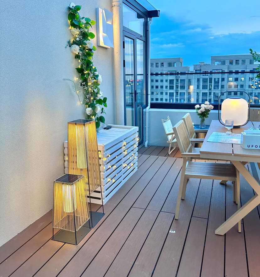 Plastic Rattan Outdoor Post Light - NexioPick