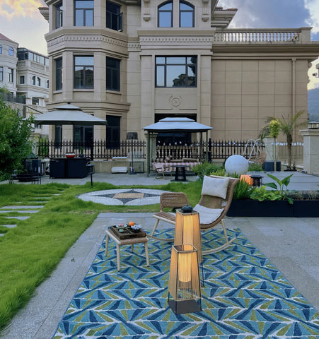 Plastic Rattan Outdoor Post Light - NexioPick