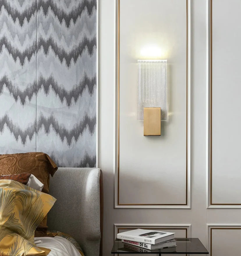 Pleated Crystal Wall Lamp - NexioPick