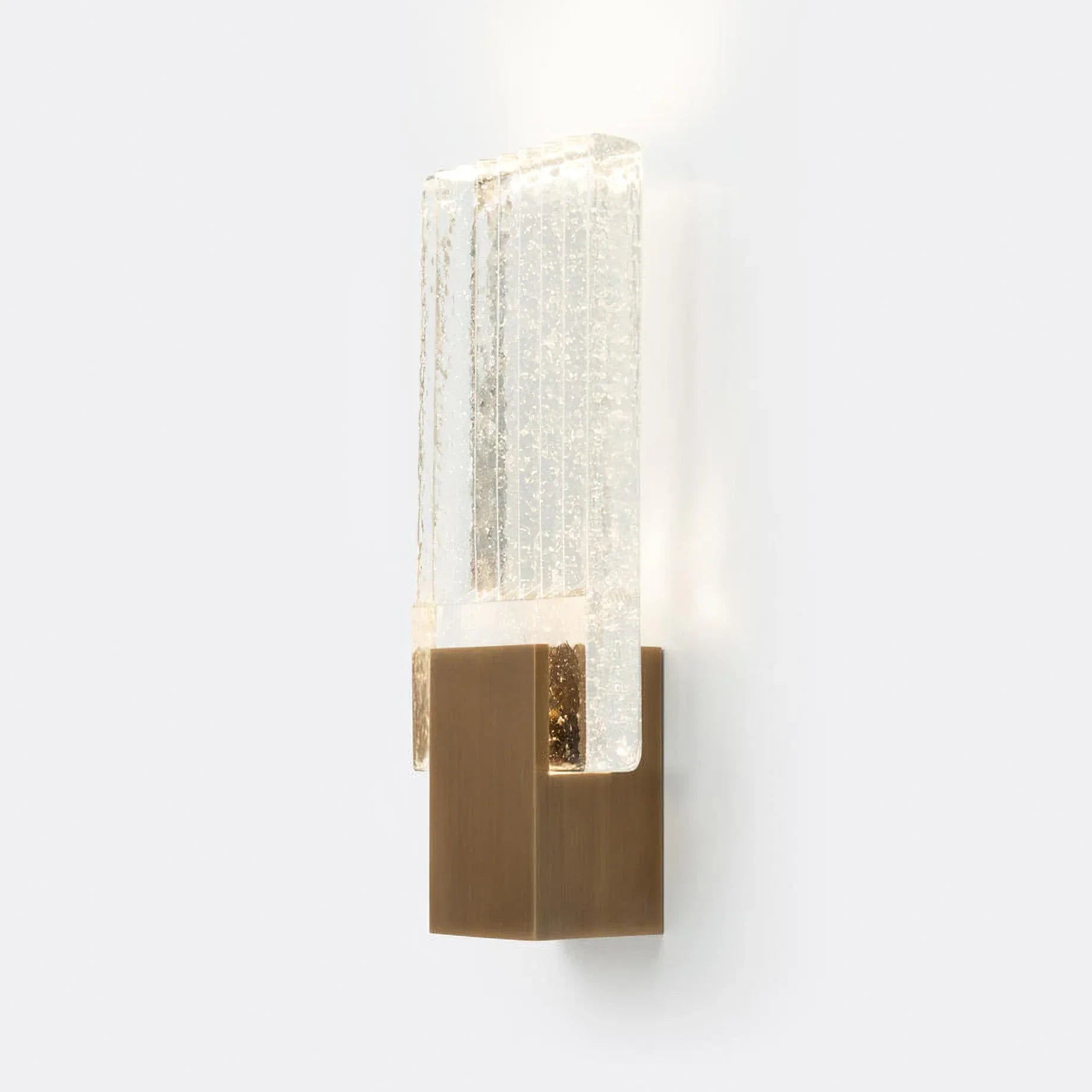 Pleated Crystal Wall Lamp - NexioPick