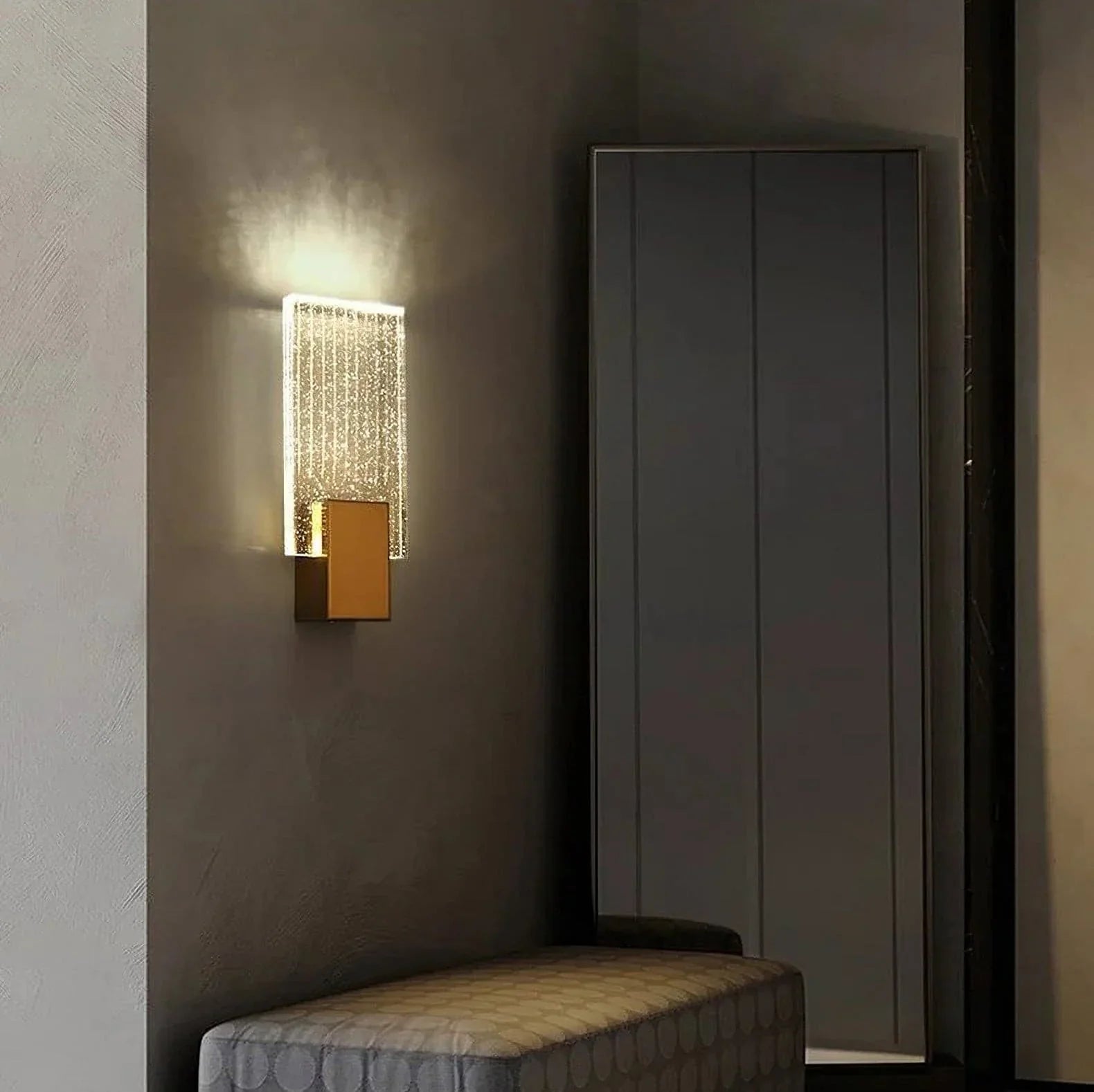 Pleated Crystal Wall Lamp - NexioPick