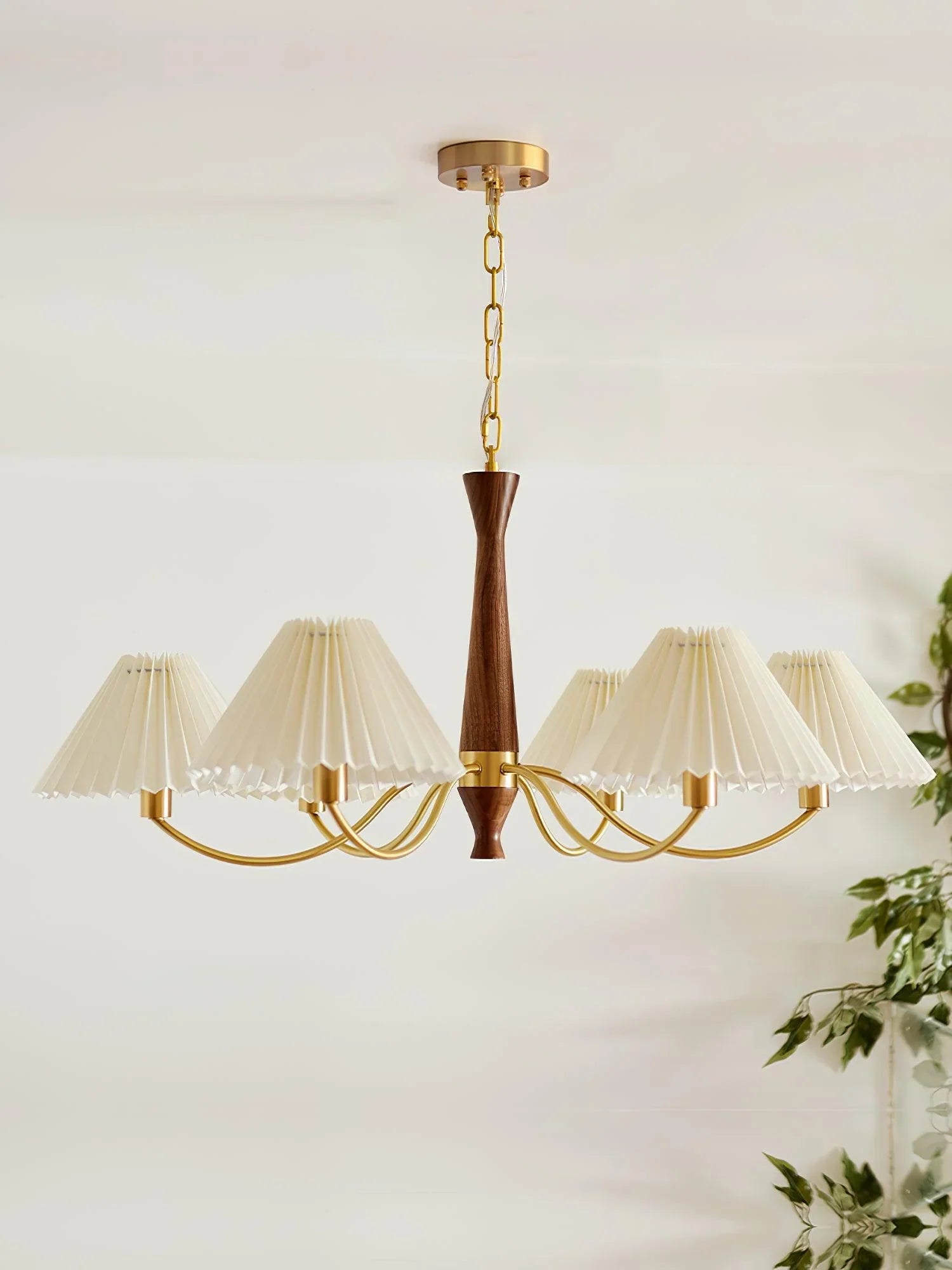 Pleated Chandelier - NexioPick