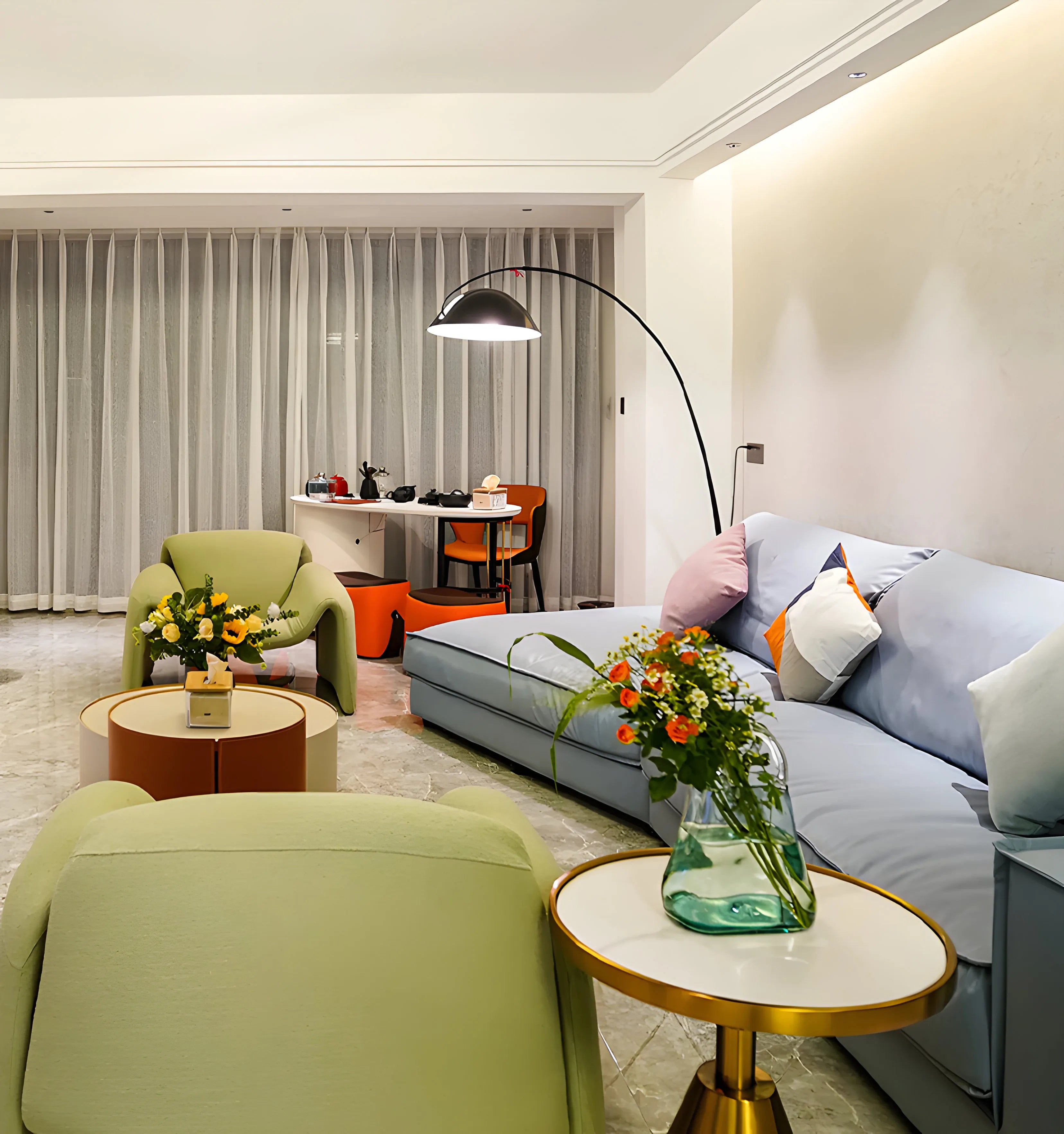 Verse Arc Floor Lamp - NexioPick