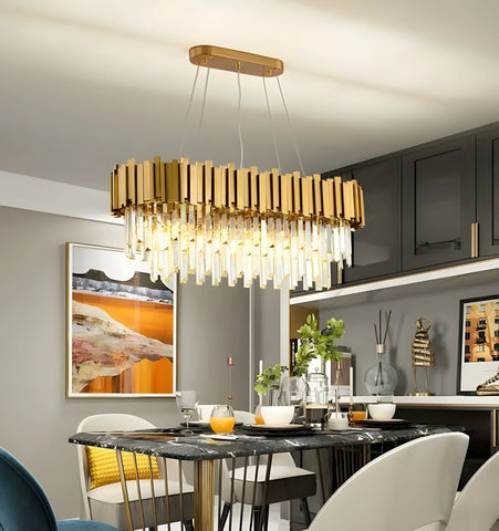 Queen Crystal Chandelier - NexioPick