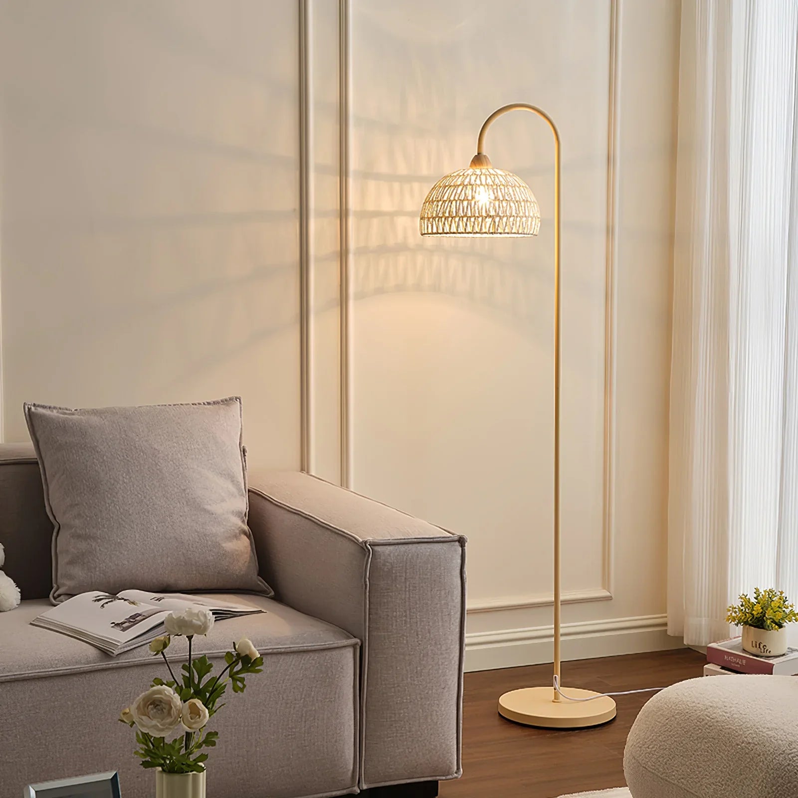 Rattan Arch Floor Lamp - NexioPick