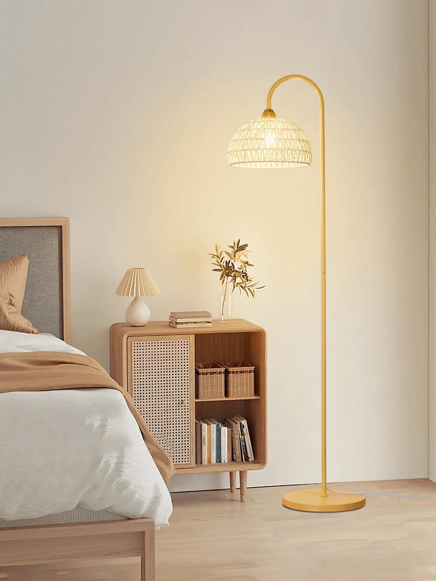 Rattan Arch Floor Lamp - NexioPick