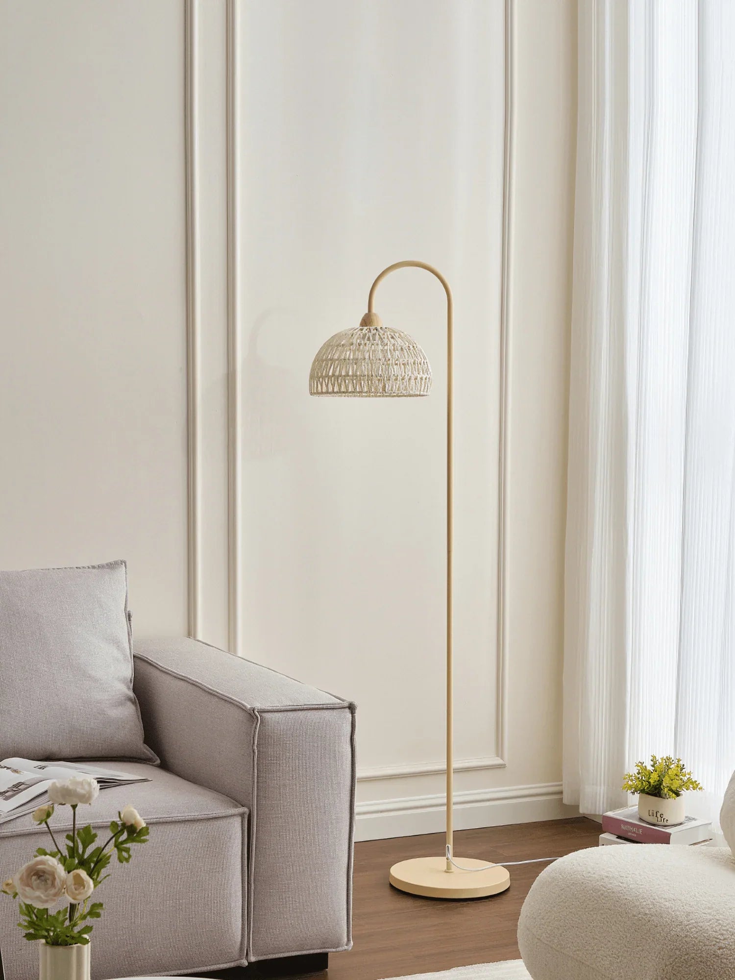 Rattan Arch Floor Lamp - NexioPick