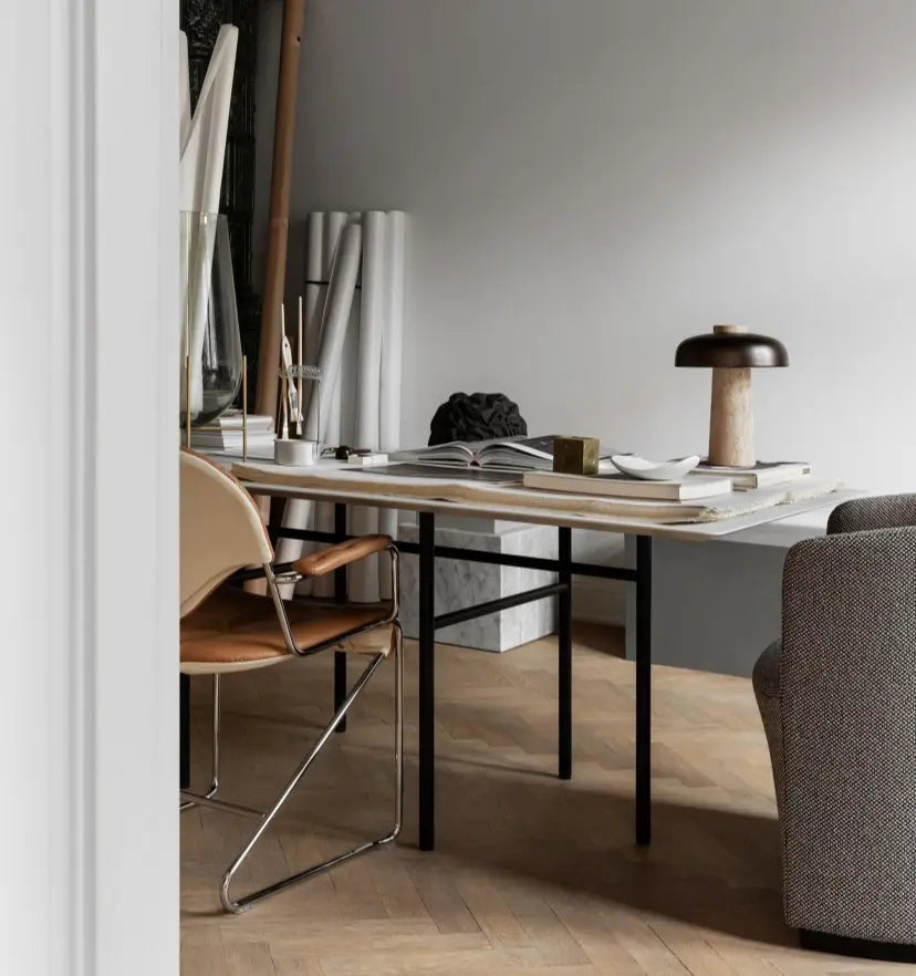 Reverse Table Lamp - NexioPick