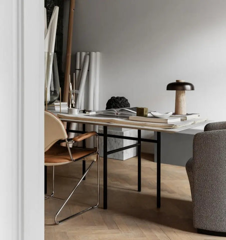 Reverse Table Lamp - NexioPick