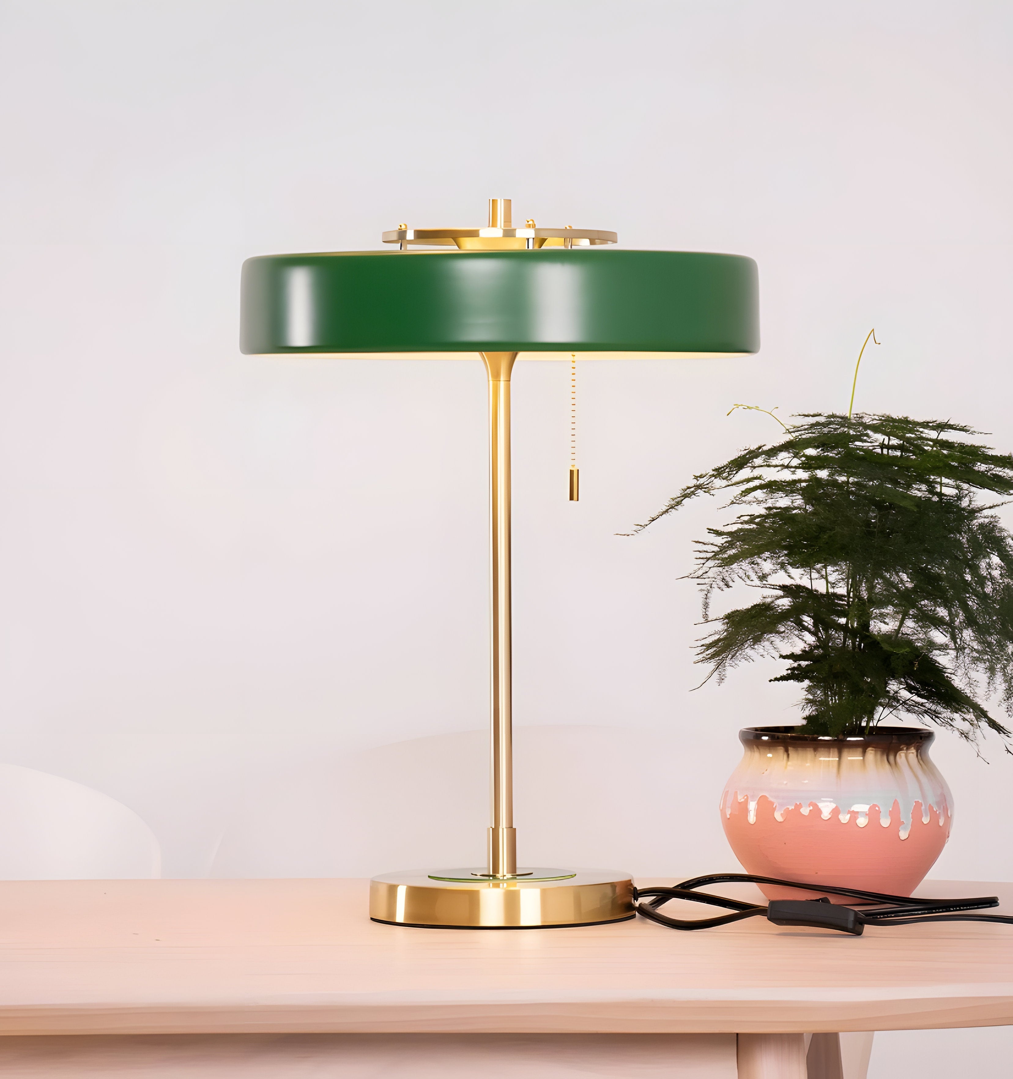 Revolve Table Lamp - NexioPick