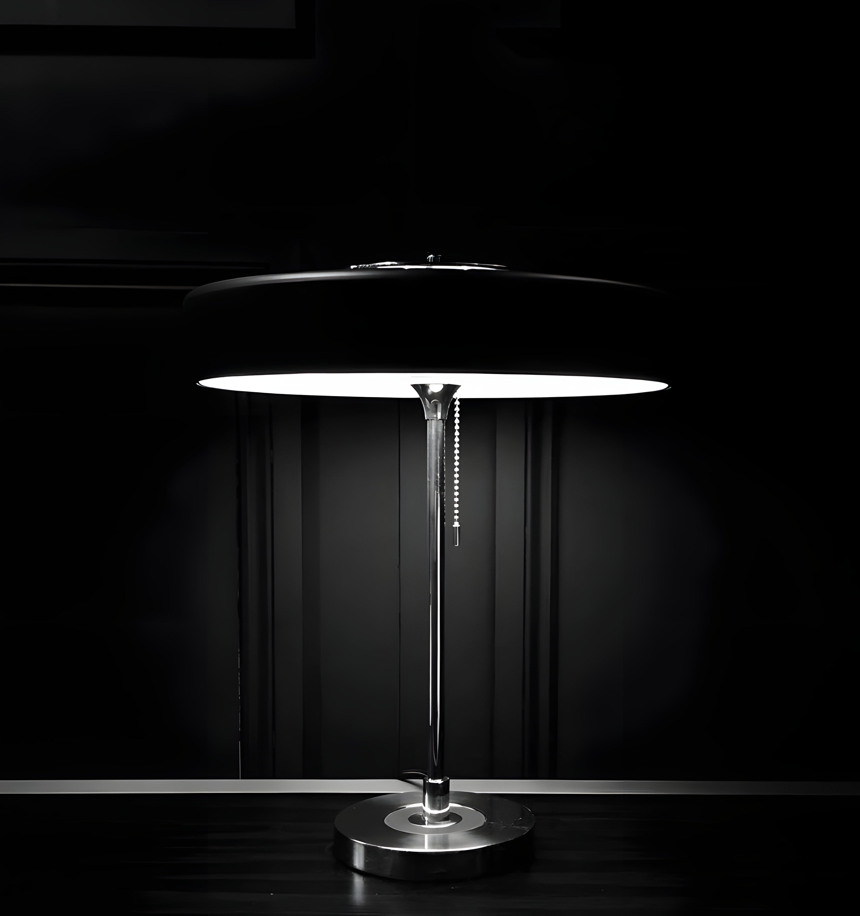 Revolve Table Lamp - NexioPick