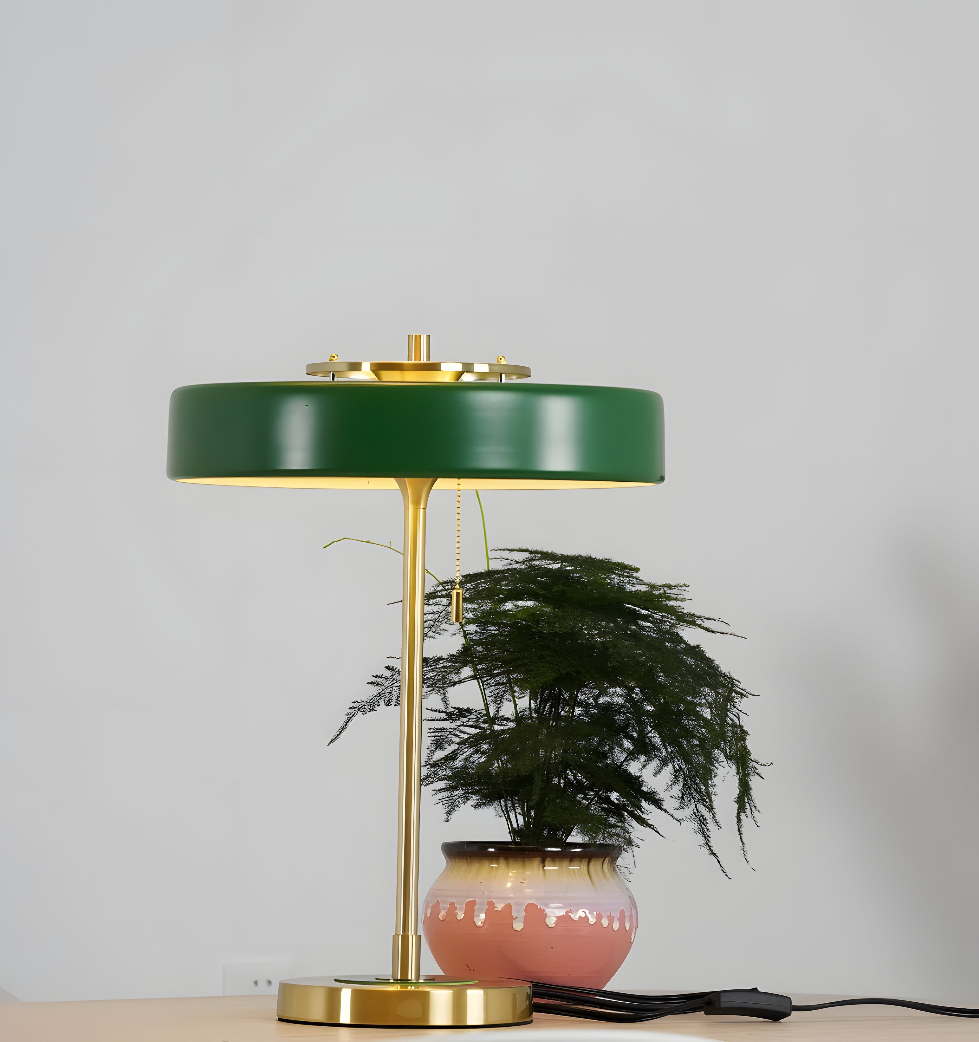 Revolve Table Lamp - NexioPick