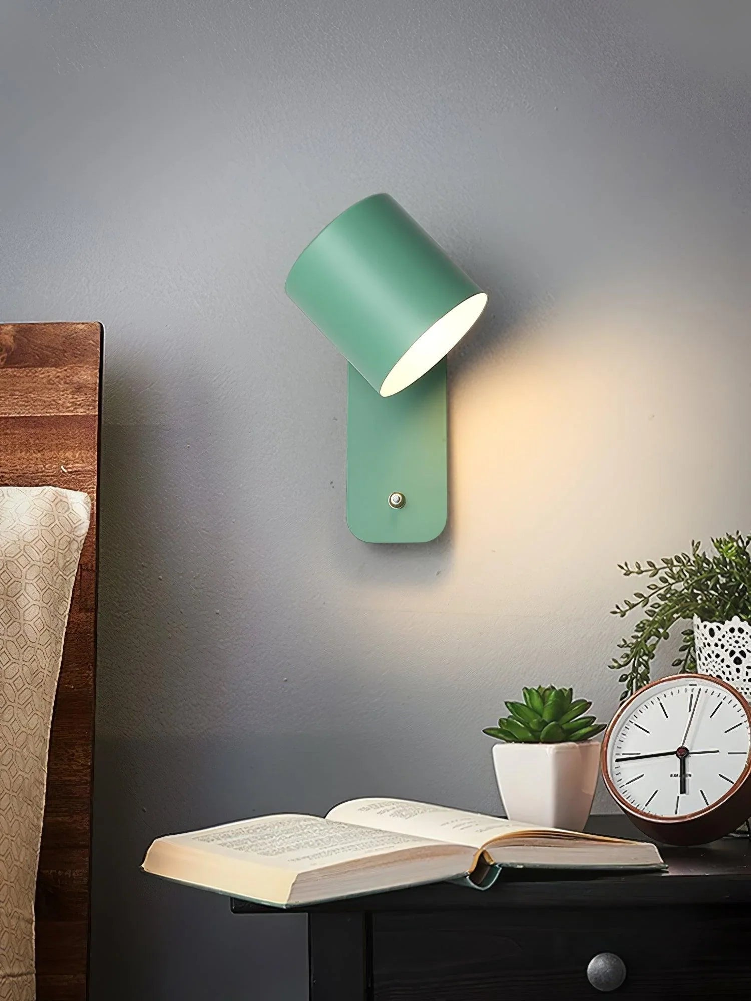 Rotatable Cylinder Plug-in Wall Lamp - NexioPick