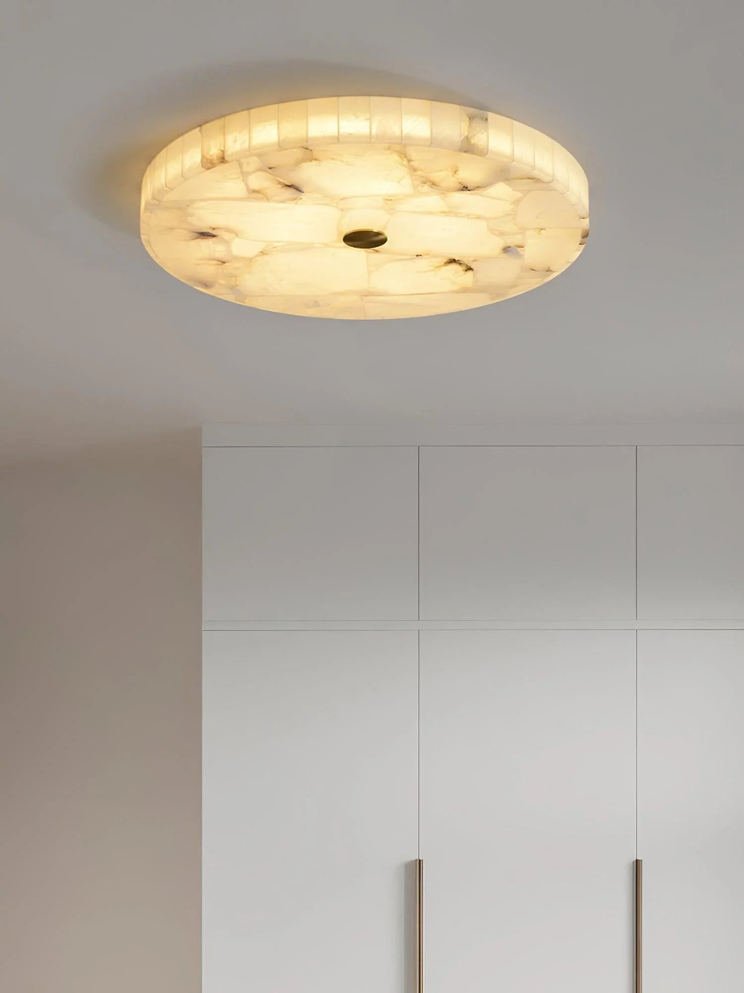 Round Alabaster Ceiling Lamp - NexioPick