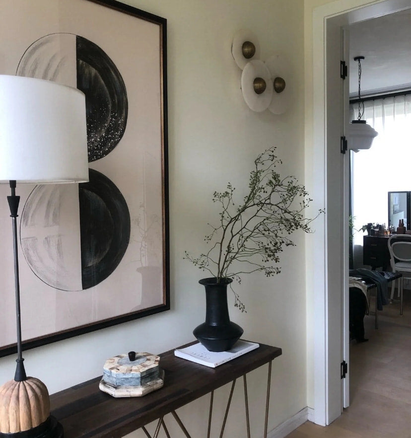 Round Alabaster Wall Lamp - NexioPick