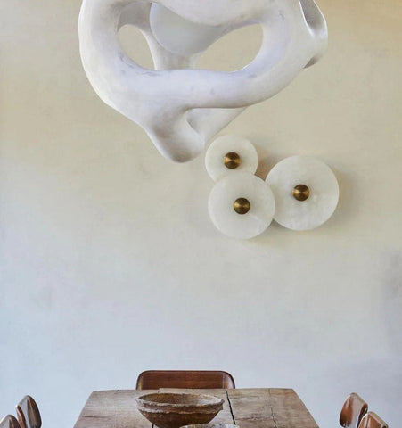 Round Alabaster Wall Lamp - NexioPick