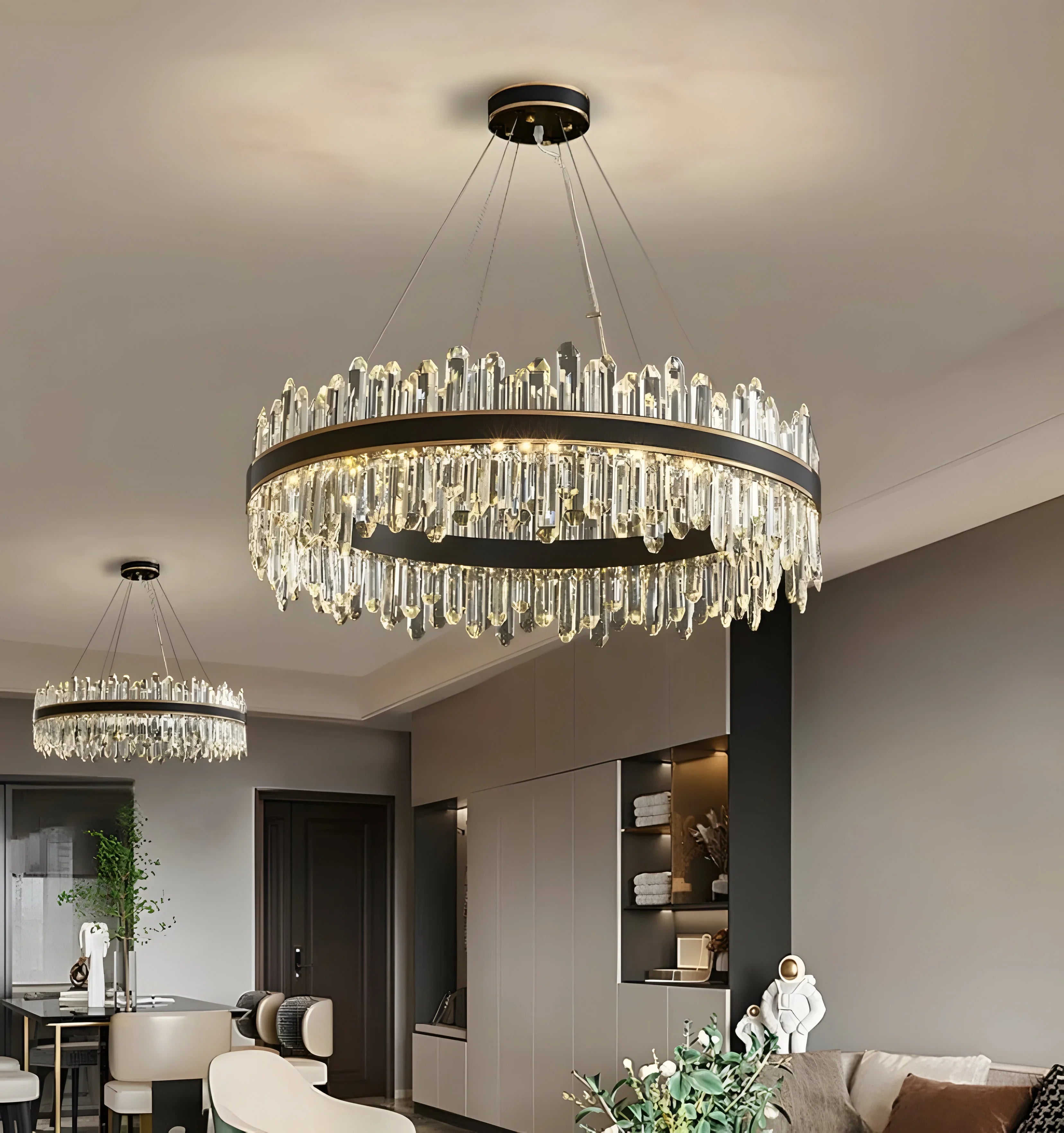 Royal Black Gold Ring Chandelier - NexioPick