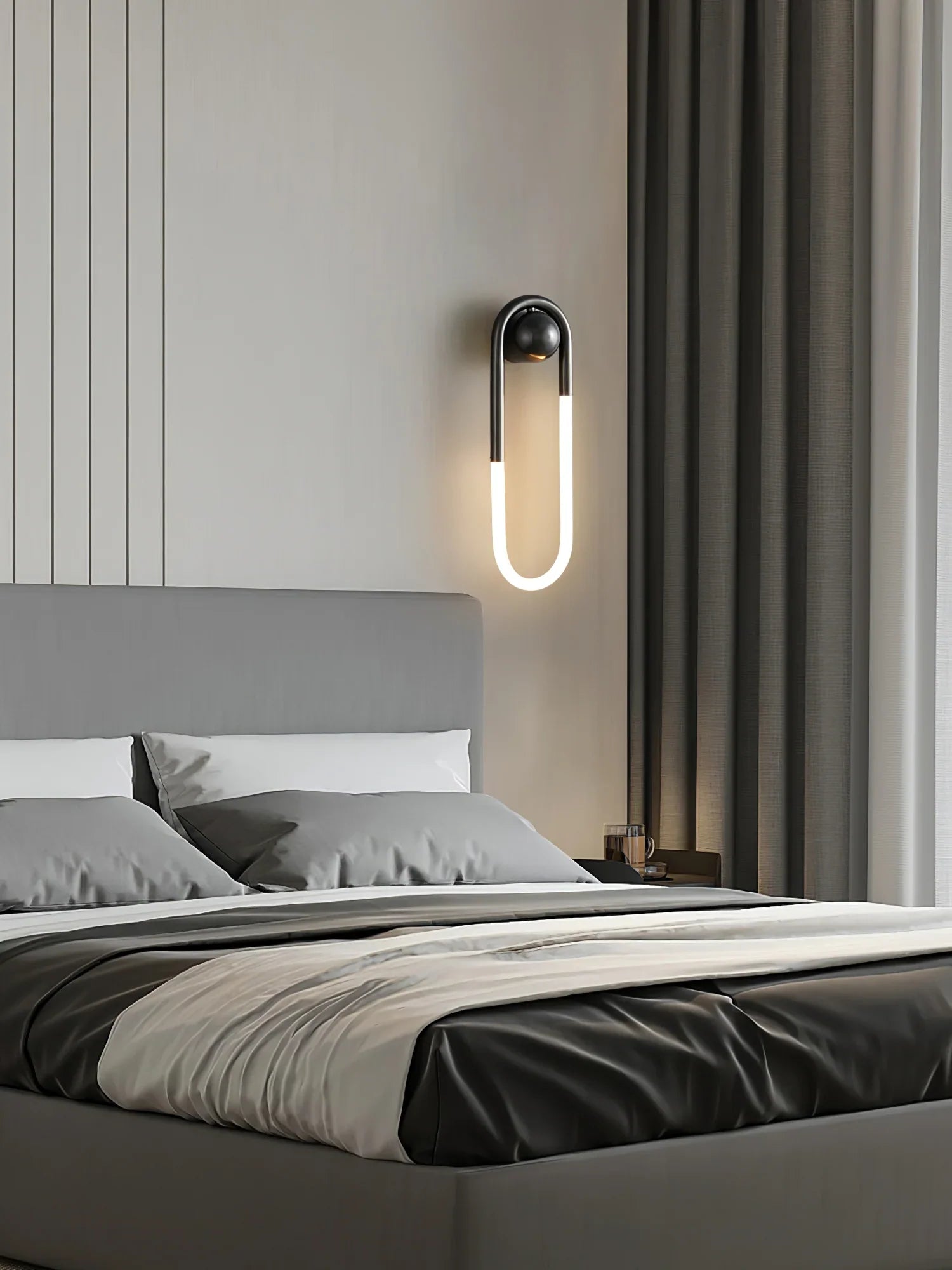 Rudi Loop Wall Lamp - NexioPick